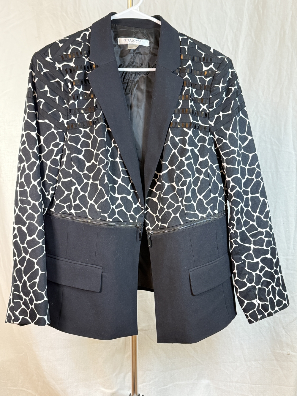 Peter Nygard Black and White Giraffe-Print Tailored Blazer sz 14 Petite